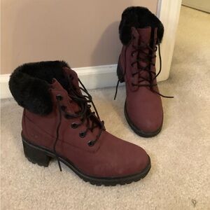 Timberland Kinsley 6” Water Proof Fur Lined Ankle Heeled Boots Red Womens sz 7.